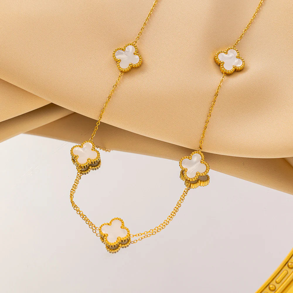 Collar Van Cleef Bañado en Oro de 18K + Caja de Regalo