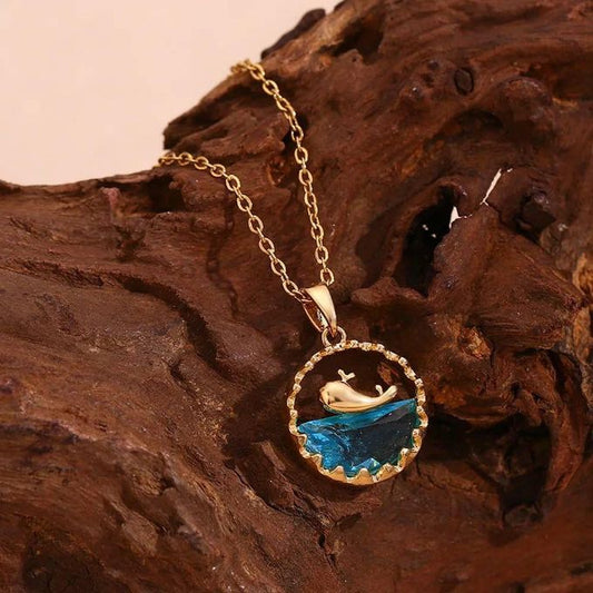 Collar Ballenita 🐋 Bañado en Oro + Caja Regalo Gratis ✨