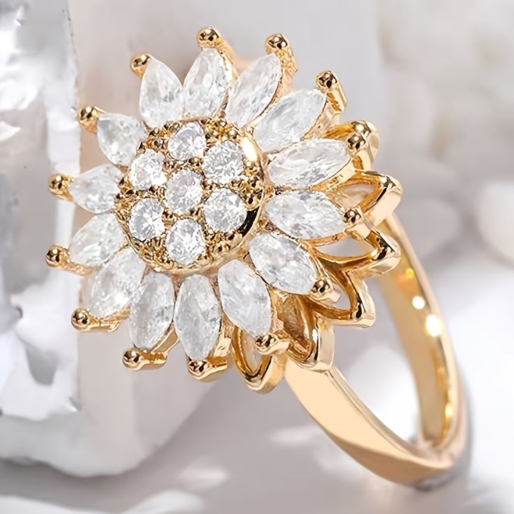 Collar Girasol Giratorio 🌻✨| Baño en Oro de 18k + Caja de Lujo ¡Gratis!