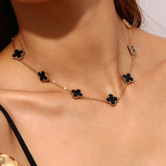 Collar Van Cleef Bañado en Oro de 18K + Caja de Regalo