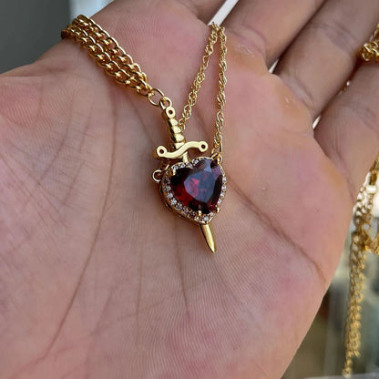 Duo Collar Alianza Sagrada ❤️‍🔥🗡️ | En Plata Ley 925 + Caja Regalo