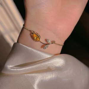 Pulsera Tulipan + Caja de Regalo